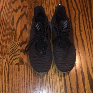 Adidas Alpha Bounce. Size 8. gently worn.